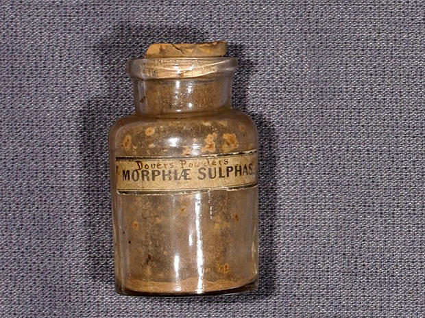 Dover's Powder, a mix of opium and ipecac, used to treat colds during the Civil War