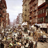 800px-Mulberry_Street_NYC_c1900_LOC_3g04637u_edit.jpg